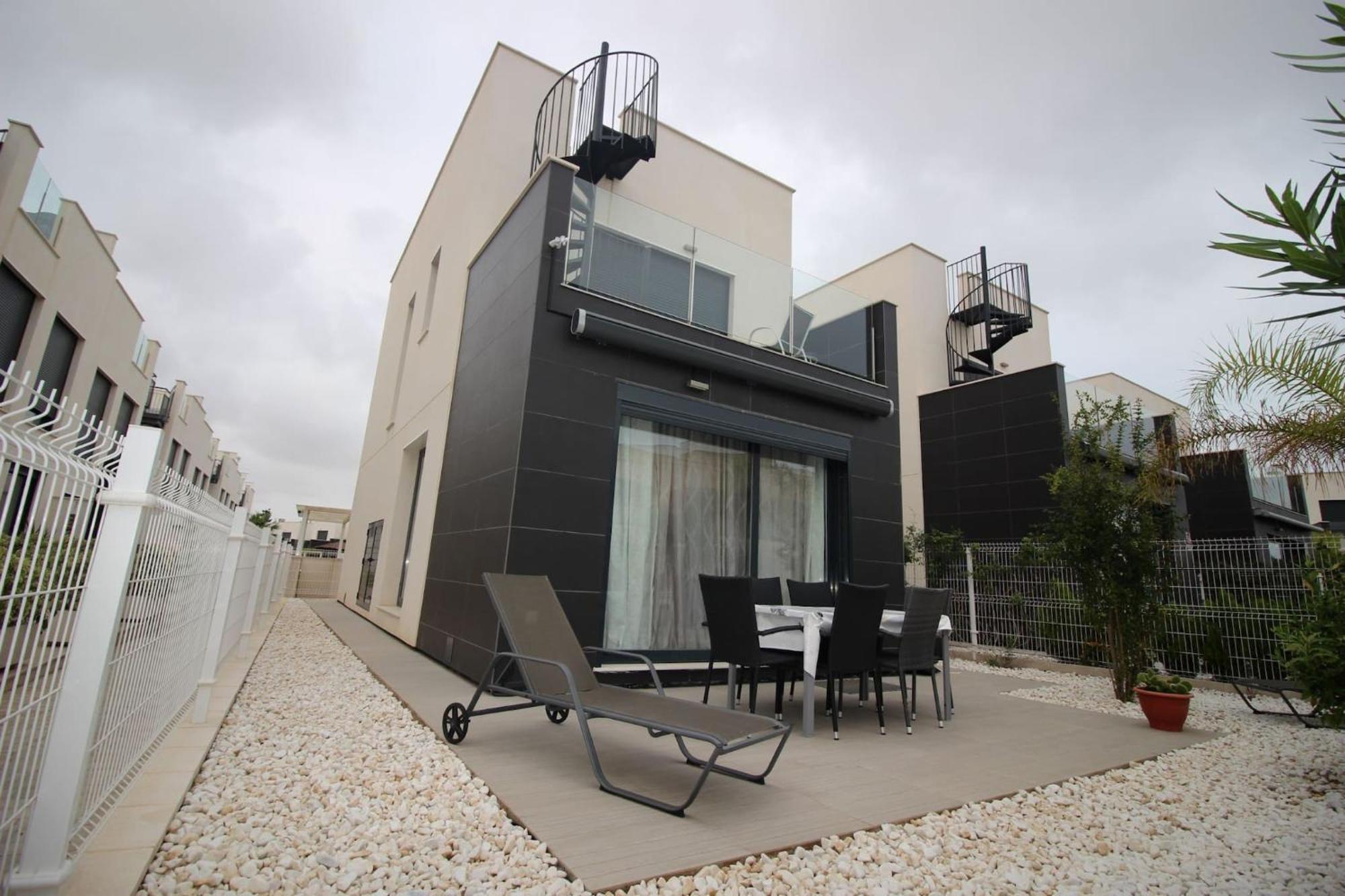 Villa Tindra Torrevieja Buitenkant foto